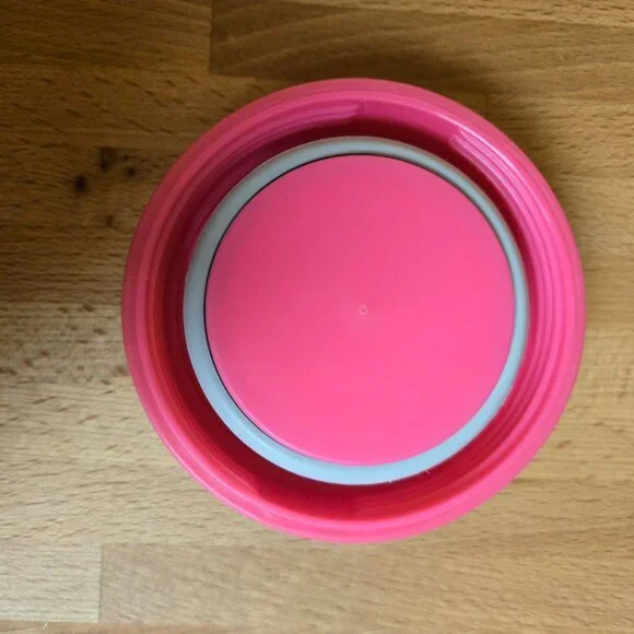 THERMOS Barbie FUNtainer Vacuum Sealed - Picture 8 of 9